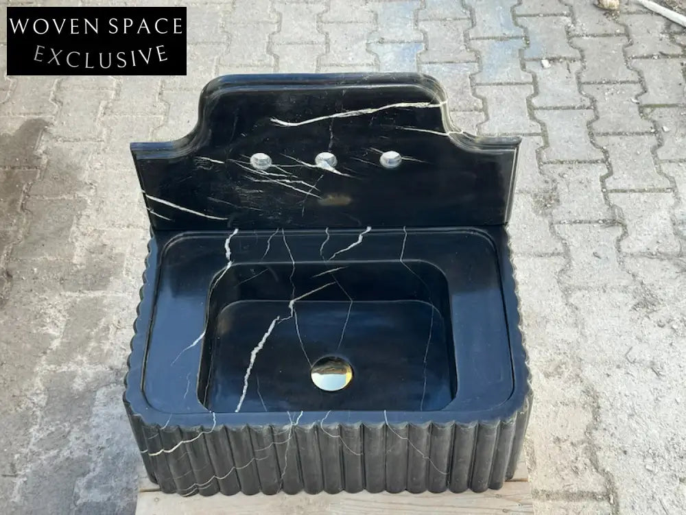 Barthélemy Nero Ribbed Marble Sink - Wall Mounted