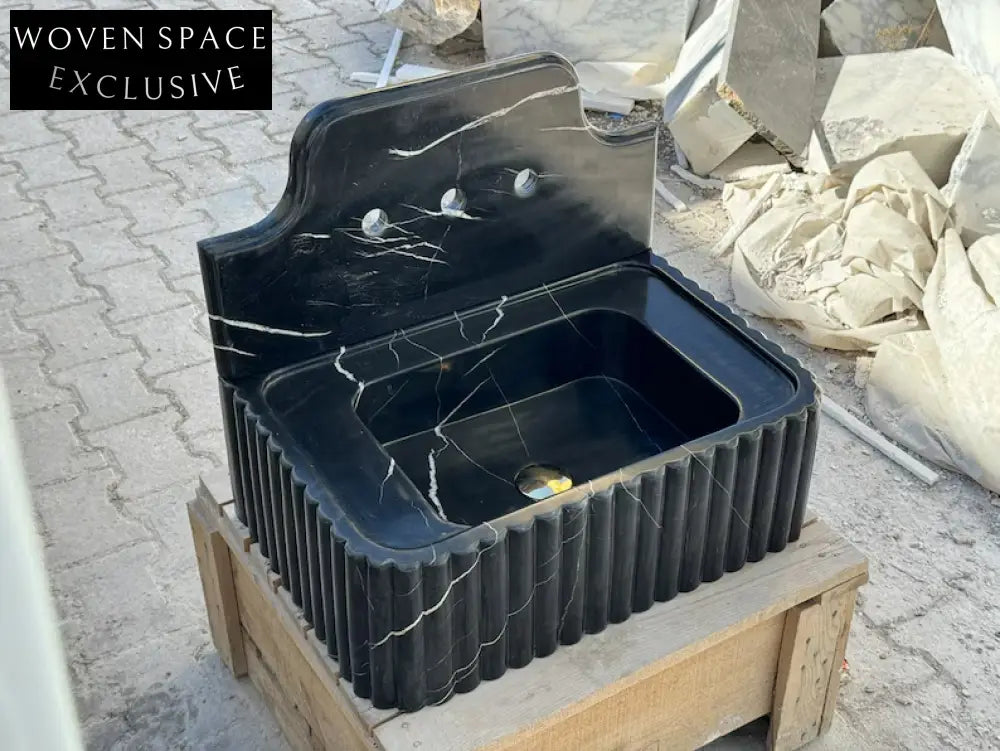 Barthélemy Nero Ribbed Marble Sink - Wall Mounted