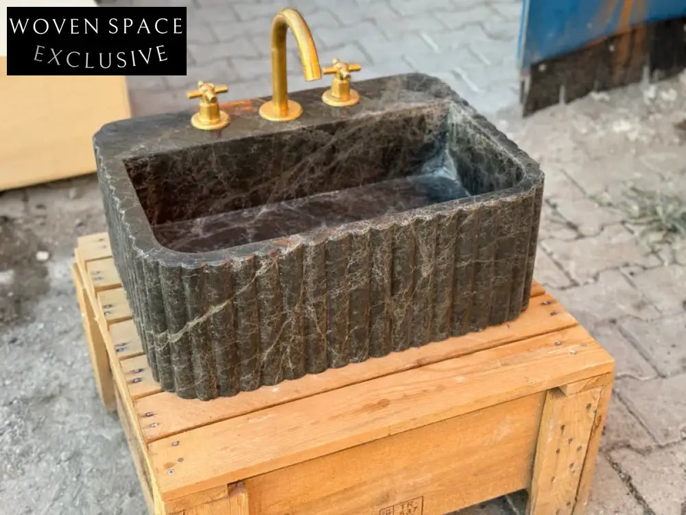 Bianca ribbed Black Bayat marble sink