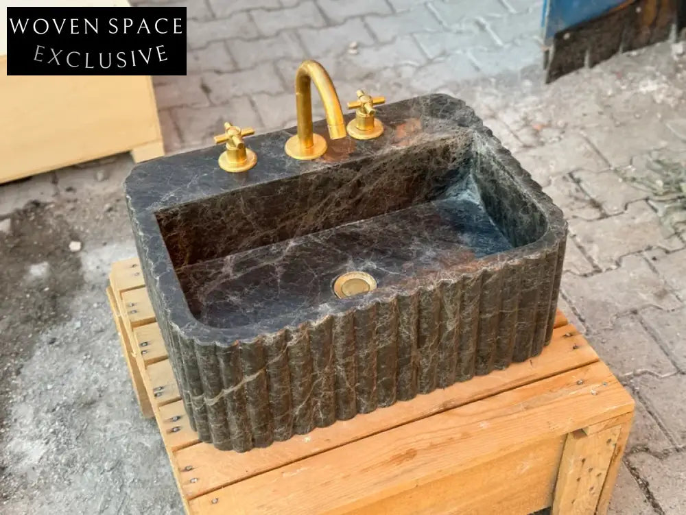 Bianca ribbed Black Bayat marble sink