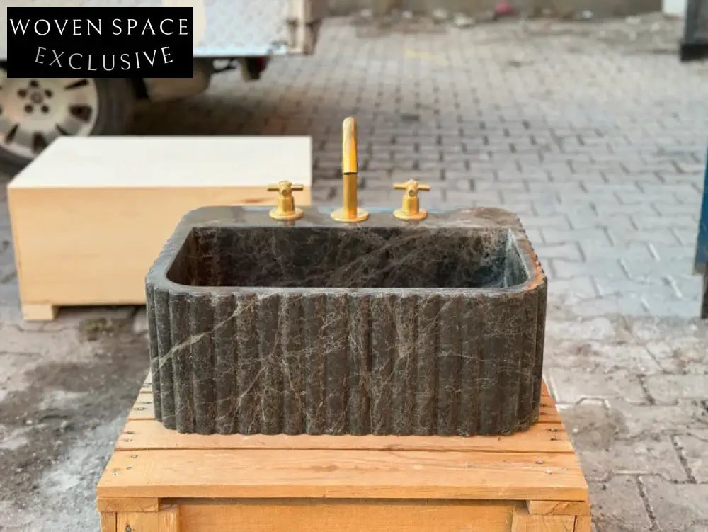 Bianca ribbed Black Bayat marble sink