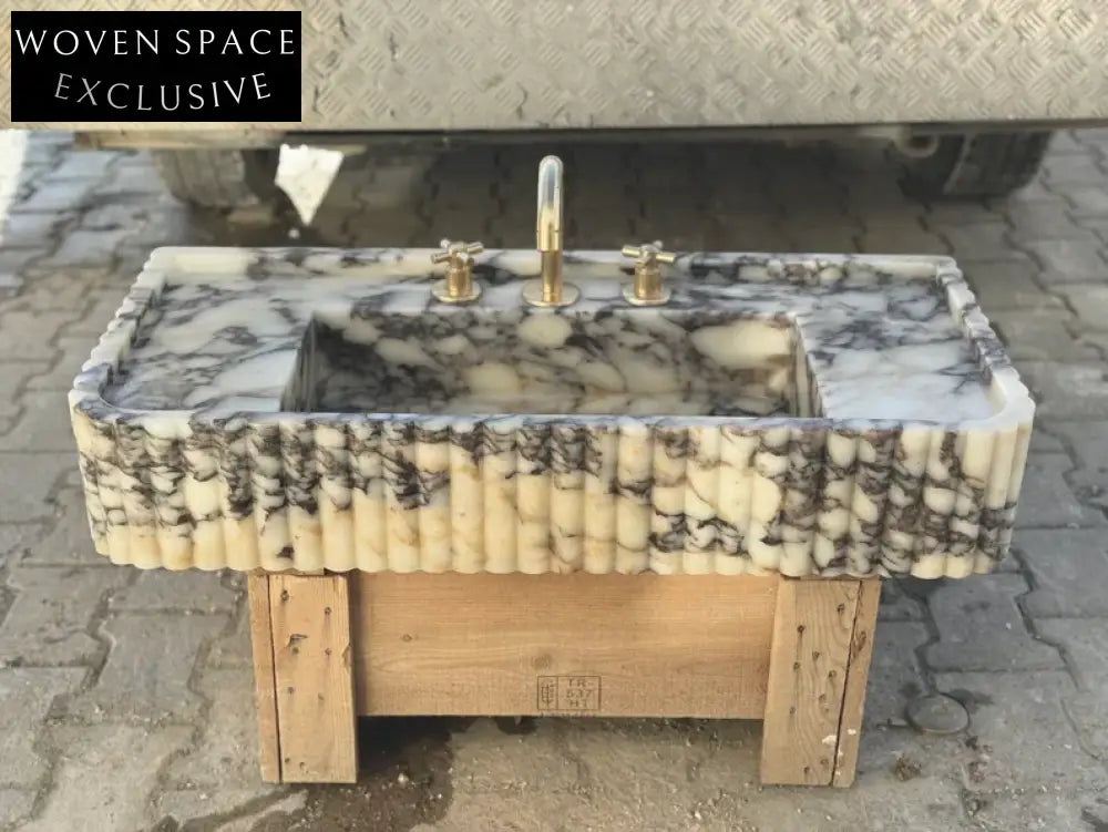 Calacatta Viola marble sink ribbed 3 Sides