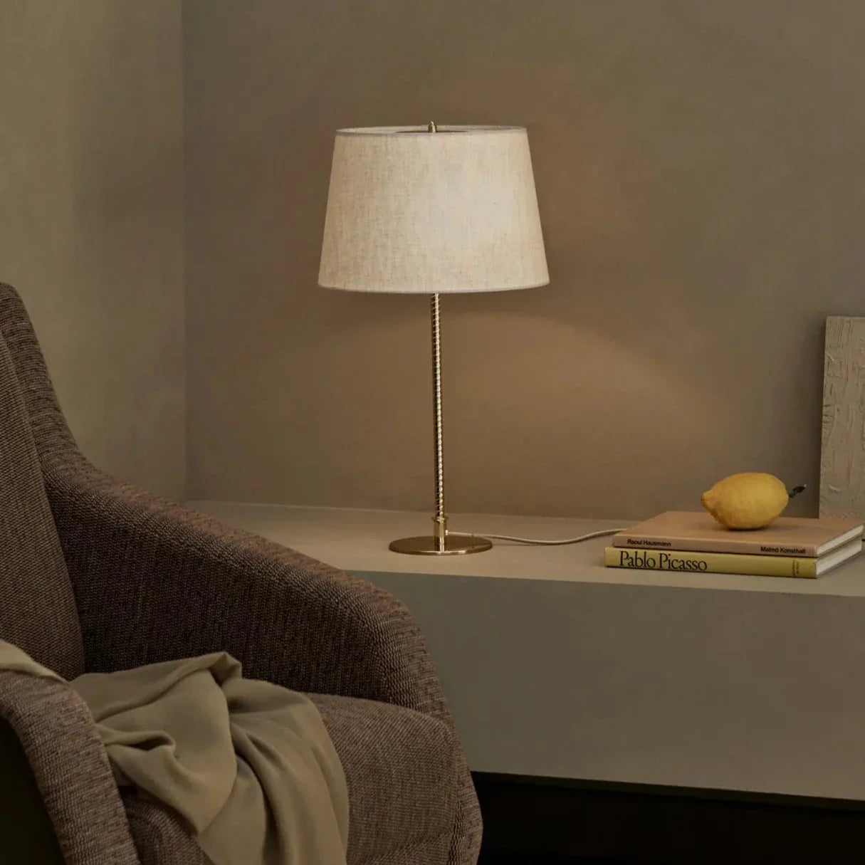 9205 Table Lamp, Canvas - GUBI