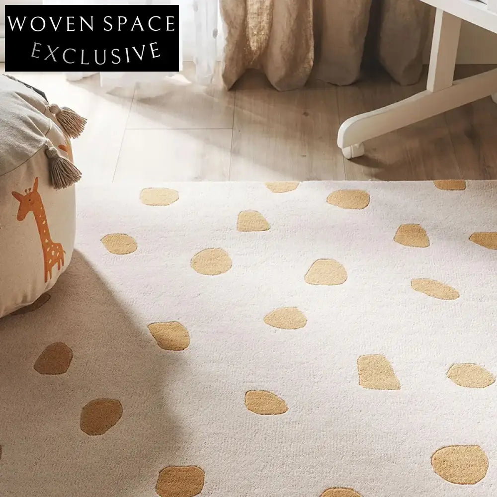 Charming Plush Polka Dot Kids' Room Floor Carpet, Soft Geometric Bedroom Area Rug