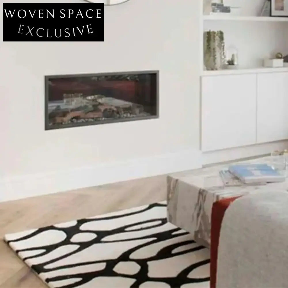 Chic Geometric Polyester Area Rug: Soft, Modern, Perfect for Living Room