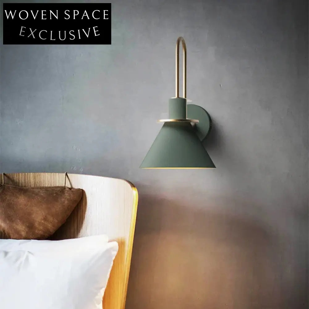 Chic Metal LED Wall Sconce, Modern Antique Indoor Lighting for Home Decor