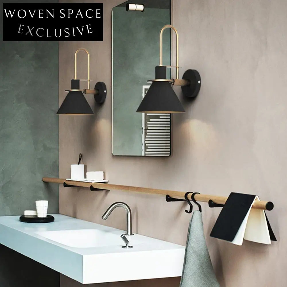 Chic Metal LED Wall Sconce, Modern Antique Indoor Lighting for Home Decor