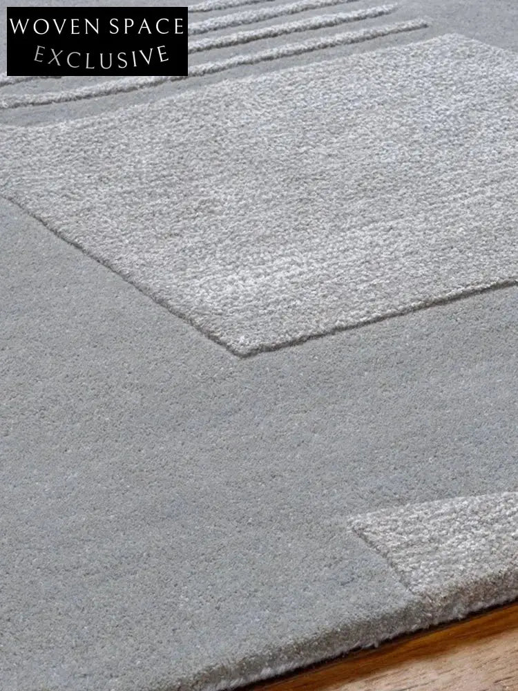 Chic Minimalist Polyester Rug - Italian Geometric Pattern, Durable Living Room Carpet