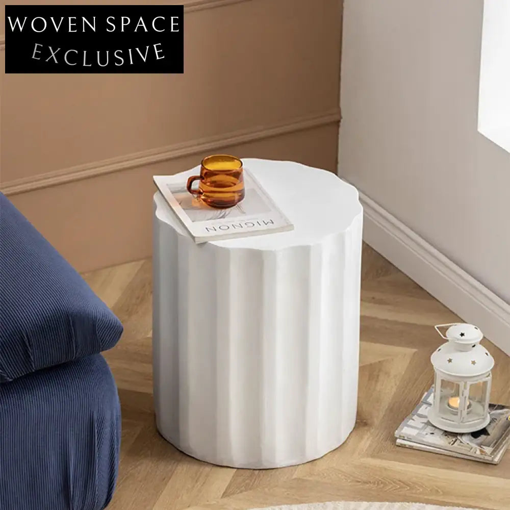 Chic Minimalist Round Magnesium Oxide Stone Patio Living Room Coffee Table