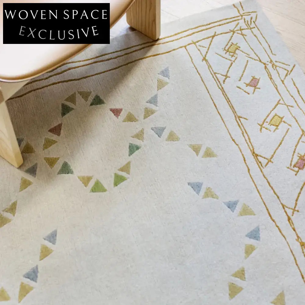 Chic Modern Geometric Pattern Polyester Area Rug for Living Room Bedroom