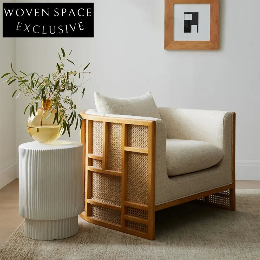 Chic Modern Minimalist White Fiberglass Round Coffee Table for Living Room