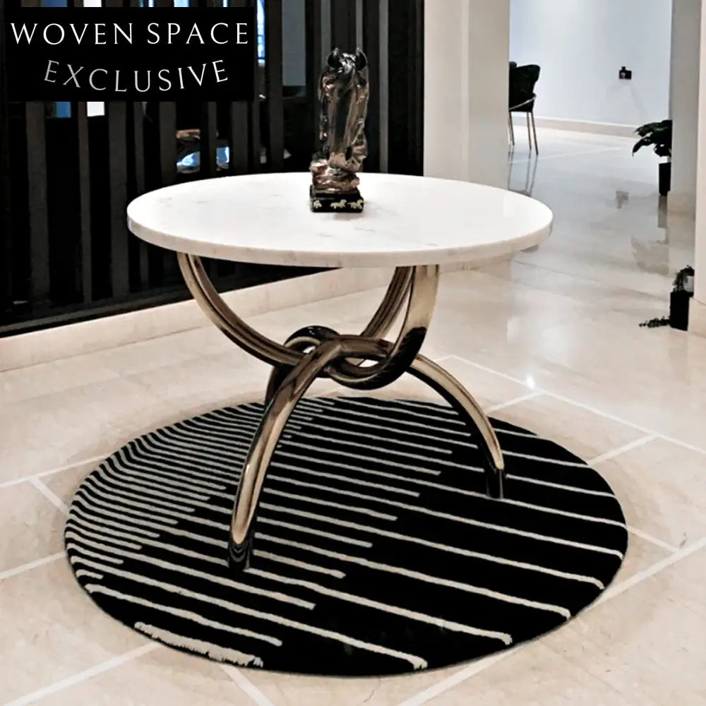 Chic Modern Wool Area Rug with Geometric Puzzle Design