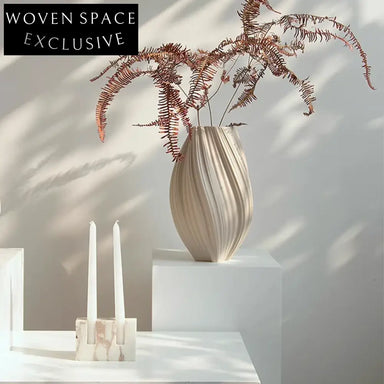 Chic Nordic Ceramic Flower Vase for Modern Home Decor and Dried Arrangements