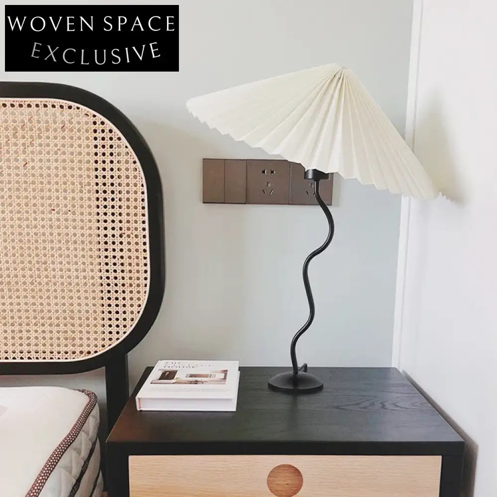 Chic Nordic Modern Decorative Table Lamp Light for Living Room and Bedroom