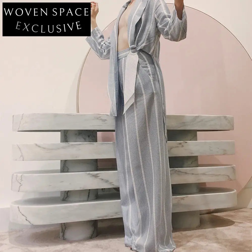 Chic Oval Natural White Marble Console Table with Elegant Column Base