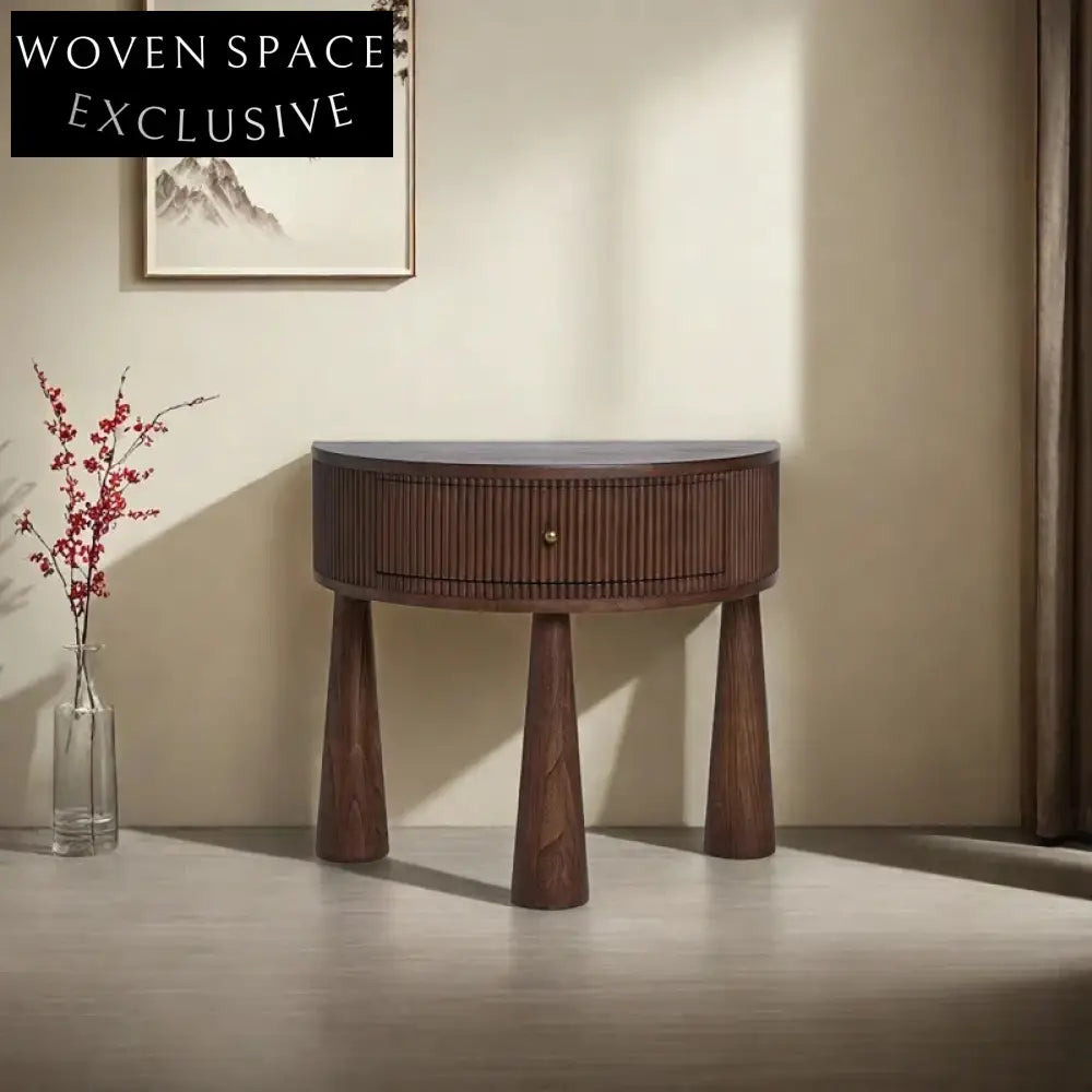 Chic Retro Walnut Solid Wood Nightstand with Drawer, Bedside End Table