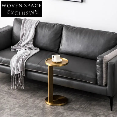 Chic Round Gold C-Shaped Side Table - Modern Living Room Accent Furniture