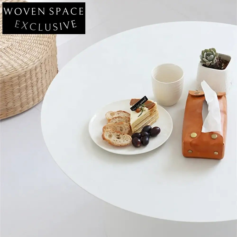 Chic Round Metal Coffee Table for Living Room, Durable Side Accent Tea Table