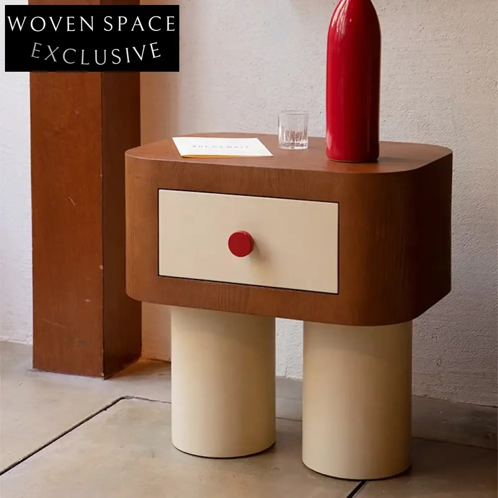 Chic Solid Wood Nightstand with Storage Drawer - Modern Bedroom Side Table