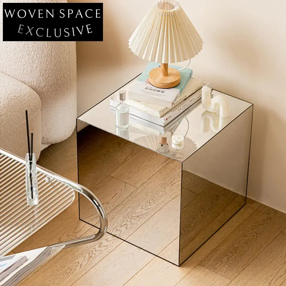 Clear Acrylic Cube Side Table for Modern Home Decor, Elegant Coffee Table