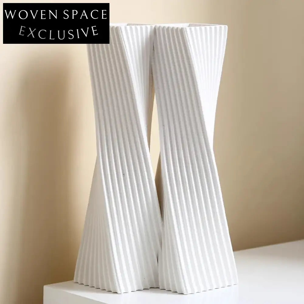 Contemporary Ceramic Line Art Home Decor Office Ornament Flower Vase