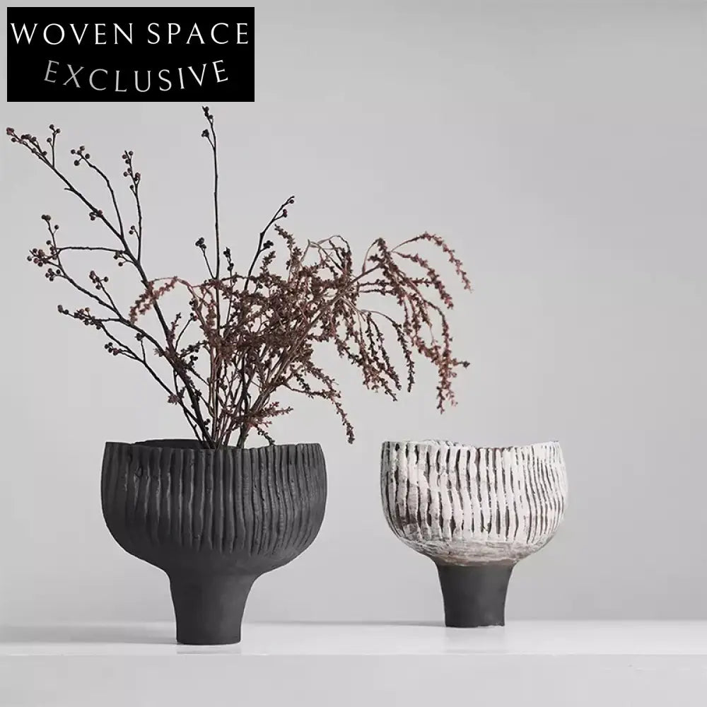 Contemporary Mushroom Shape Ink Art Black Ceramic Desk Vase for Living Room