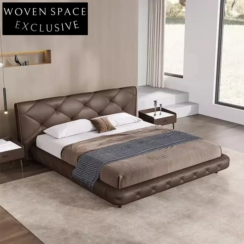 Contemporary Upholstered Platform Bed with Larch Wood Frame, High Rebound Sponge