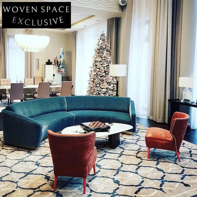 Contemporary Velvet 2-Seater Curved Armchair Couch for Stylish Interiors