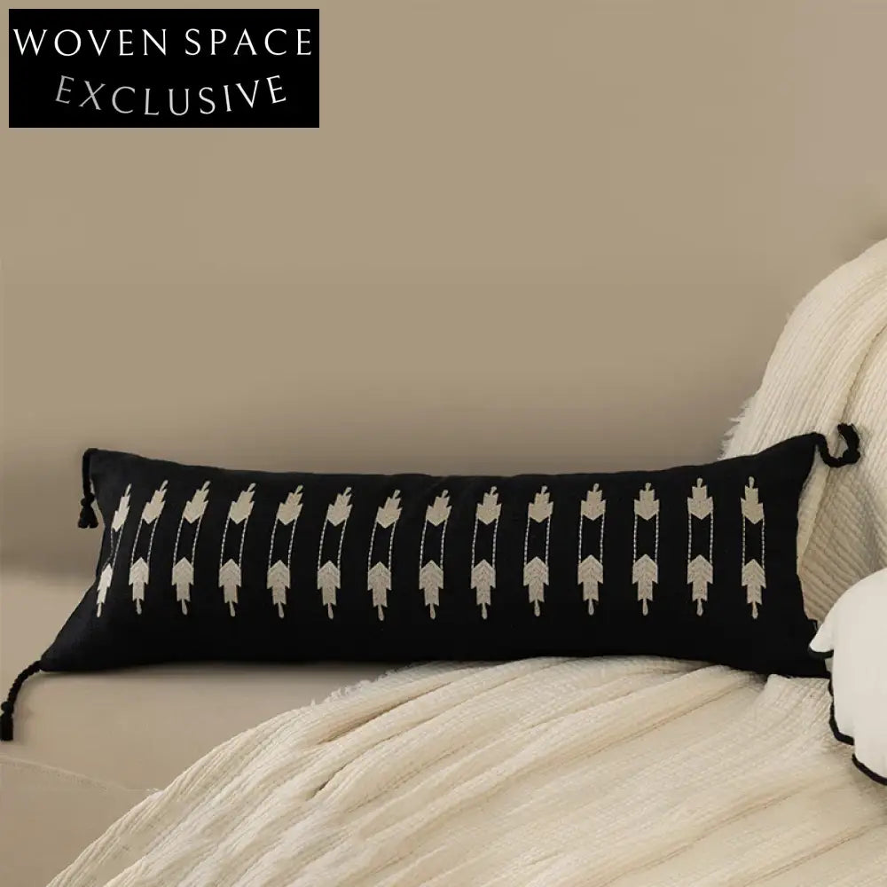 Cozy Nordic Style Cotton Linen Decorative Throw Pillow for Home Sofa Decor