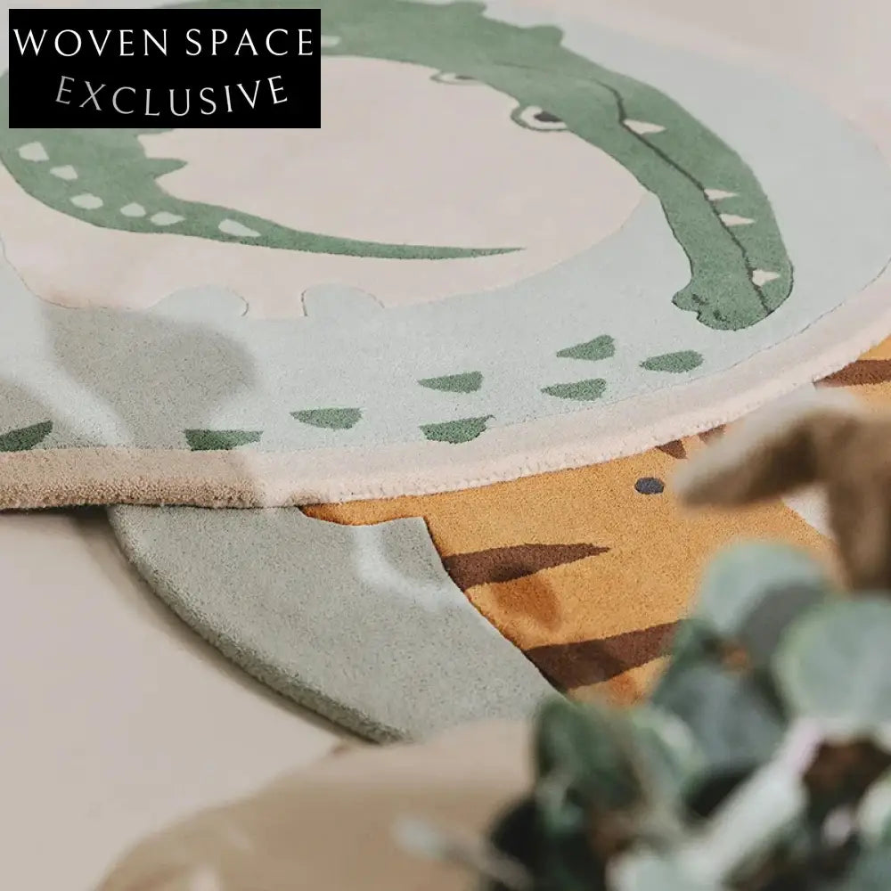 Cute Alien Cartoon Polyester Area Rug for Teenagers, Hand-Made Soundproof Carpet