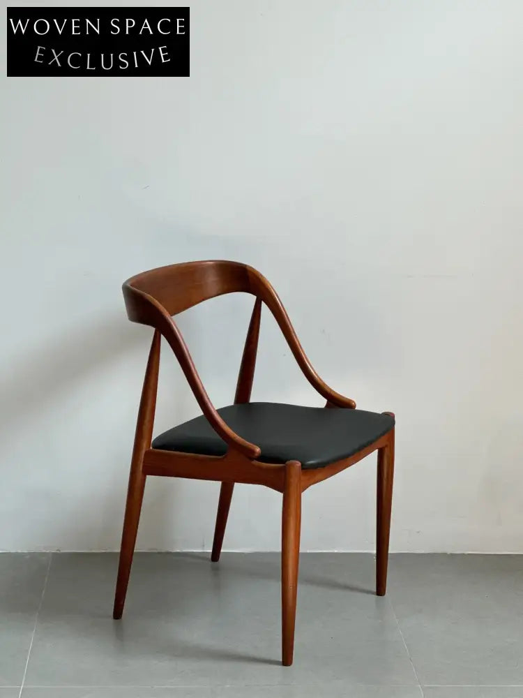 Danish Classic Designer Dining Chairs by Johannes Andersen