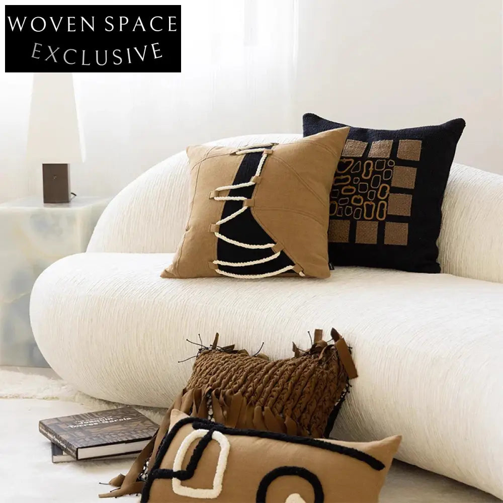 Decorative Woven Tufted Cotton Boho Style Sofa Throw Pillow