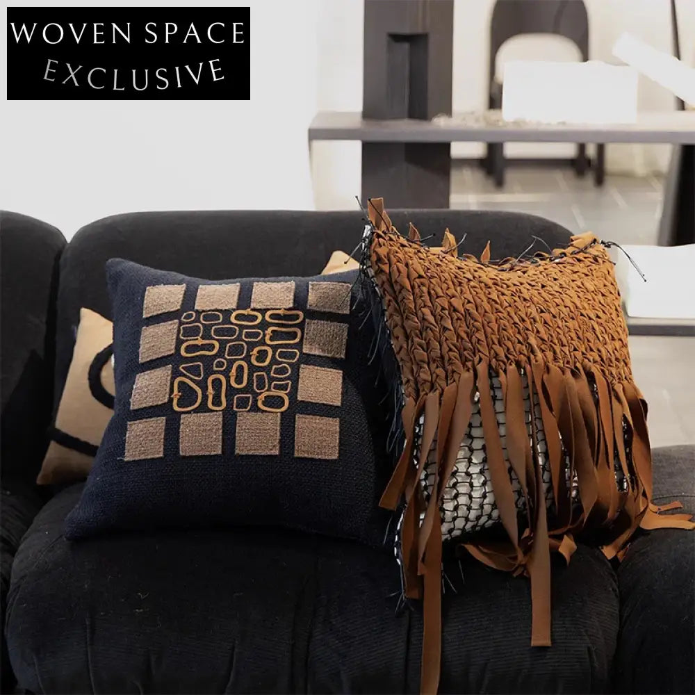 Decorative Woven Tufted Cotton Boho Style Sofa Throw Pillow