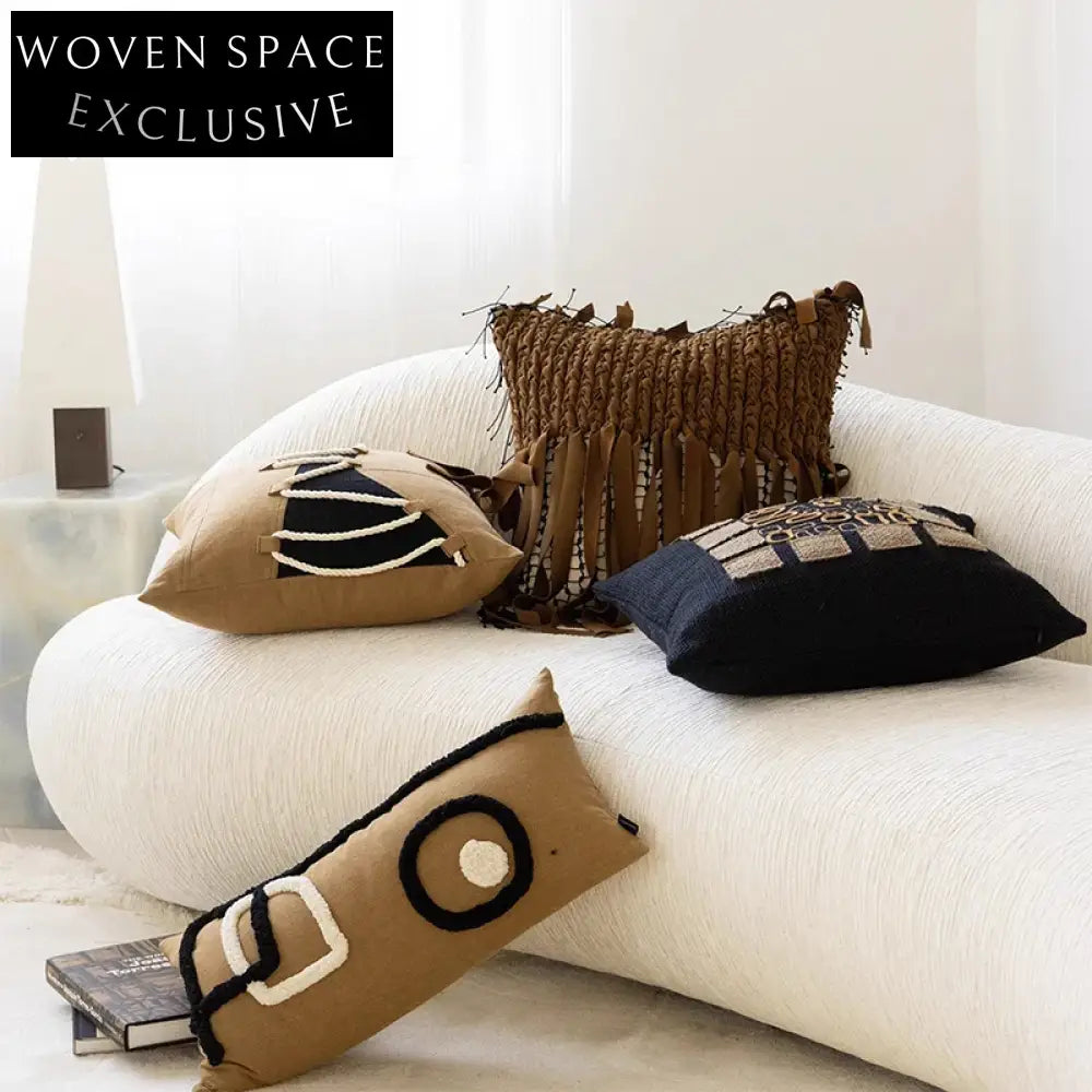 Decorative Woven Tufted Cotton Boho Style Sofa Throw Pillow
