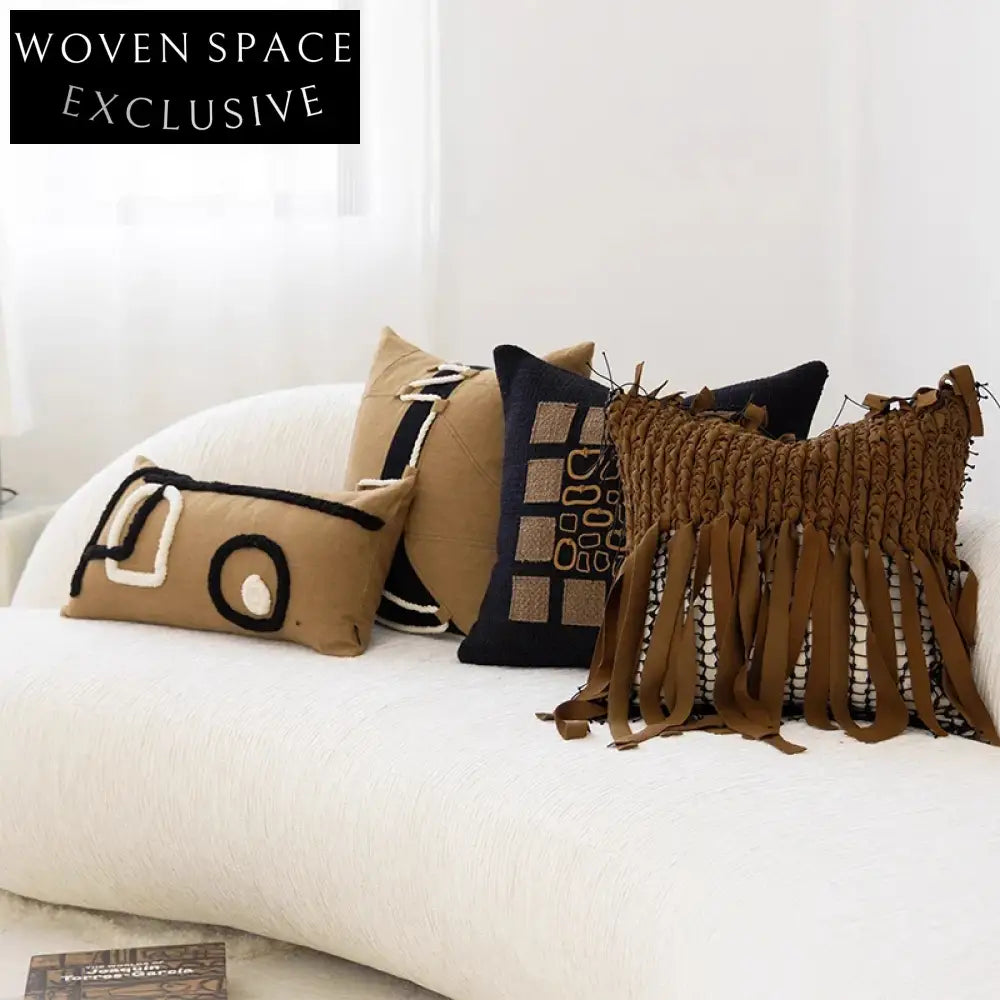 Decorative Woven Tufted Cotton Boho Style Sofa Throw Pillow