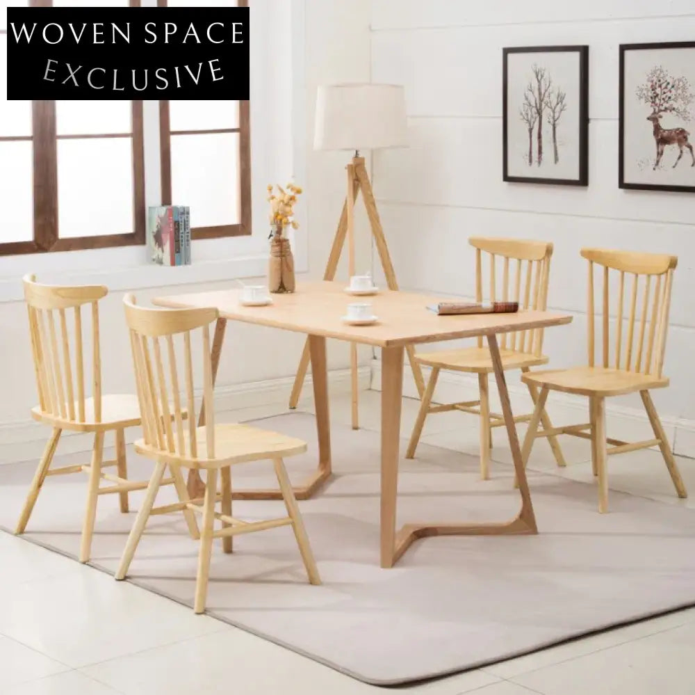 Elegant American Modern Oak Solid Wood Dining Table for Restaurants and Homes