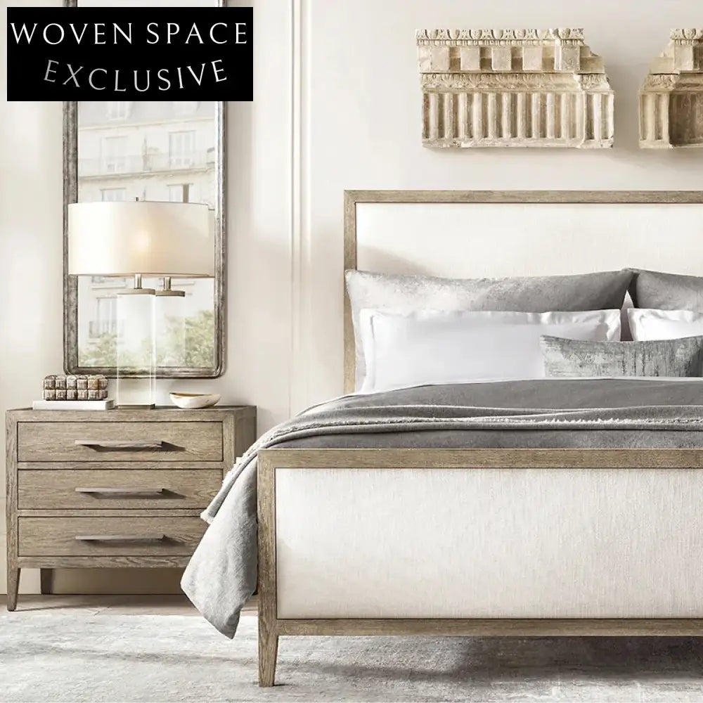 Elegant American Style Solid Oak Nightstand with Integrated Storage Drawer for Bedroom