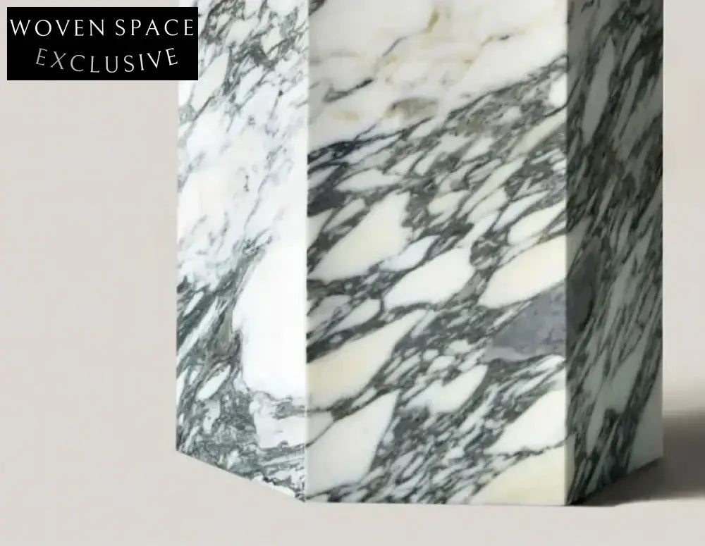 Elegant Arabescato White Marble Round Coffee Table for Modern Living Spaces