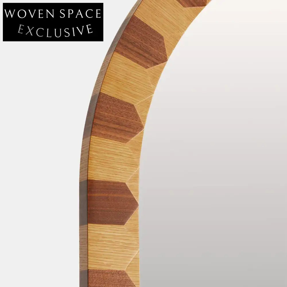 Elegant Arched Full-Length Mirror: Modern Solid Wood Frame Floor Mirror