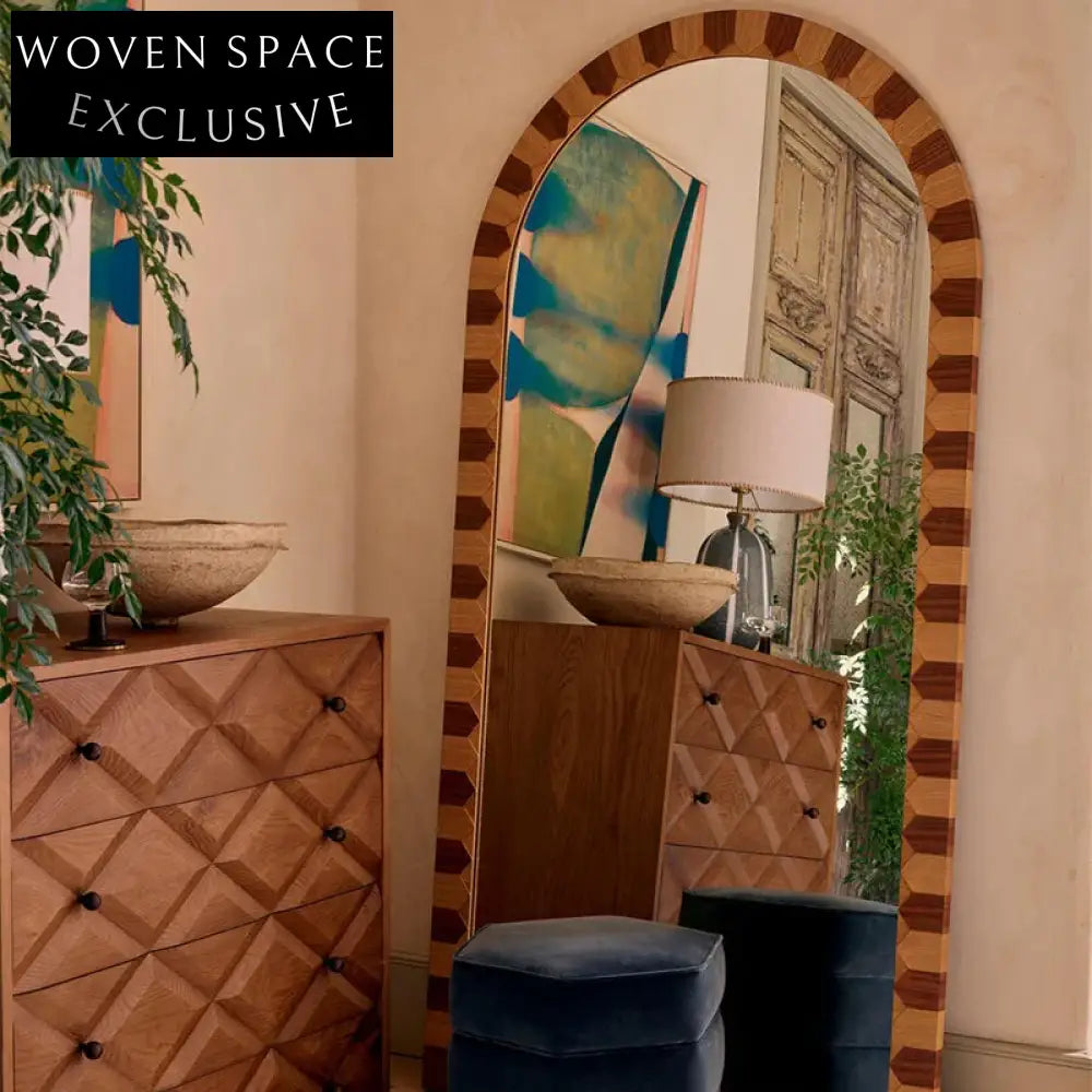 Elegant Arched Full-Length Mirror: Modern Solid Wood Frame Floor Mirror