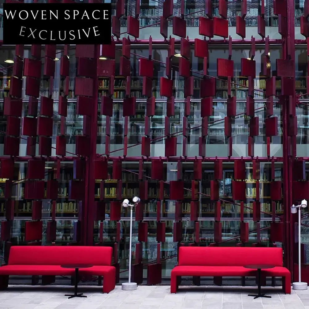 Elegant Chesterfield Sofa Chair for Office, Living Room, or Hotel Lobby