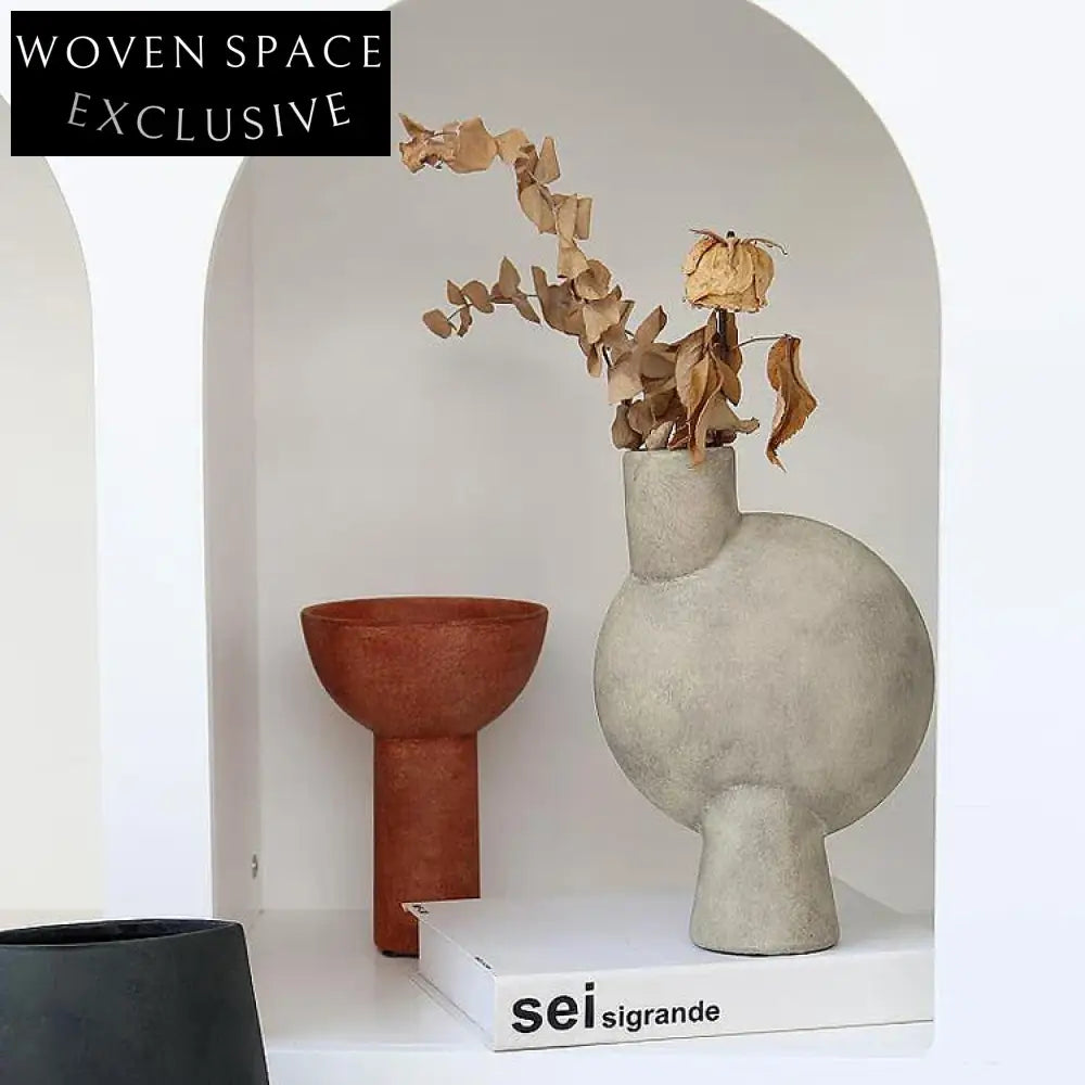 Elegant Contemporary Abstract Geometric Ceramic Flower Vase for Modern Home Decor