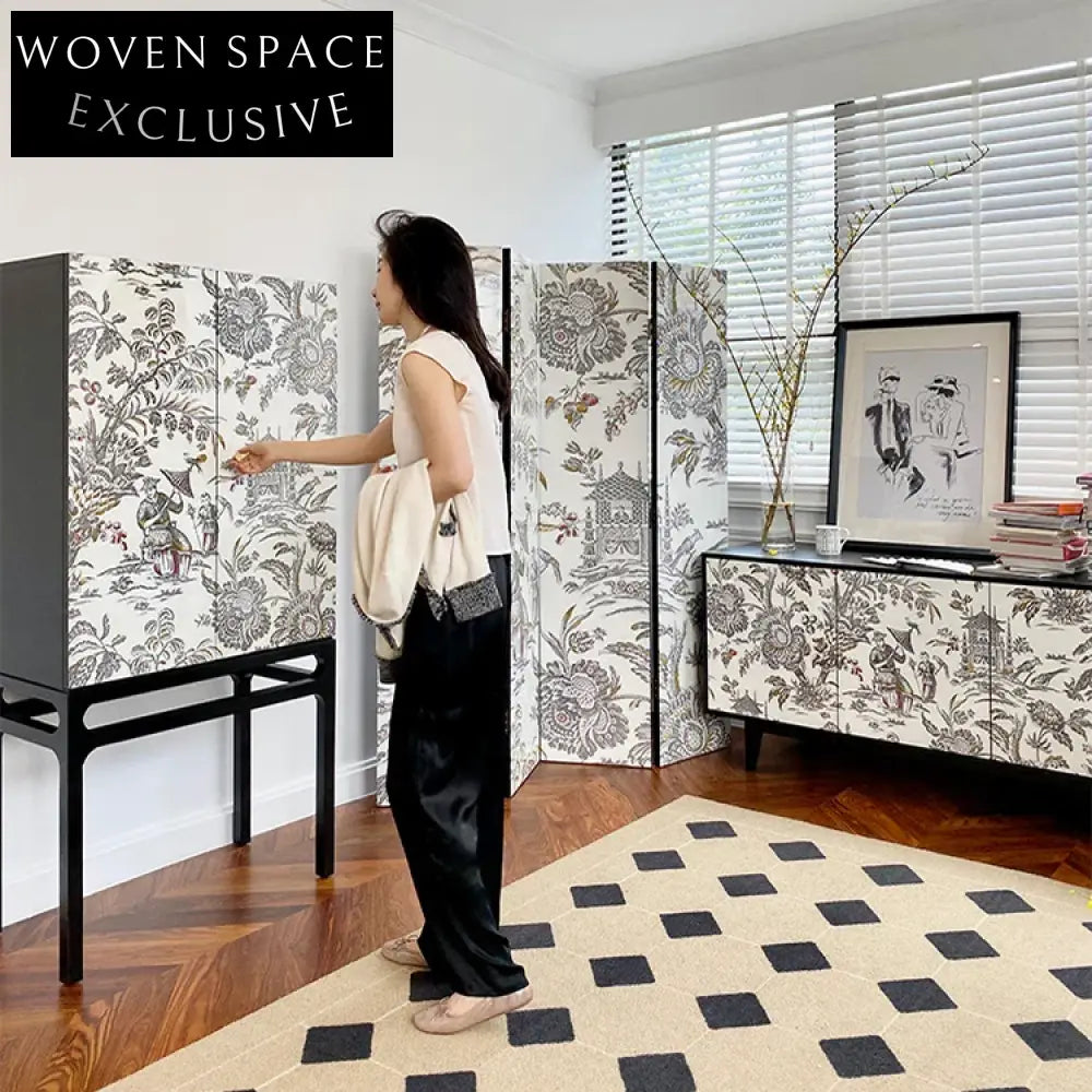 Elegant European Style Solid Wood Living Room Storage Sideboard Cabinet