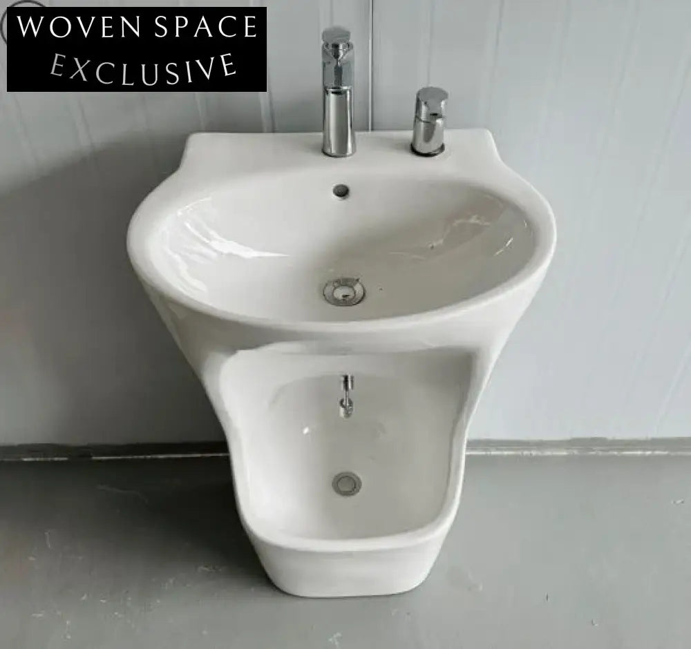 Elegant Freestanding Porcelain Foot Wash Basin for Modern Spa & Wudu Rituals