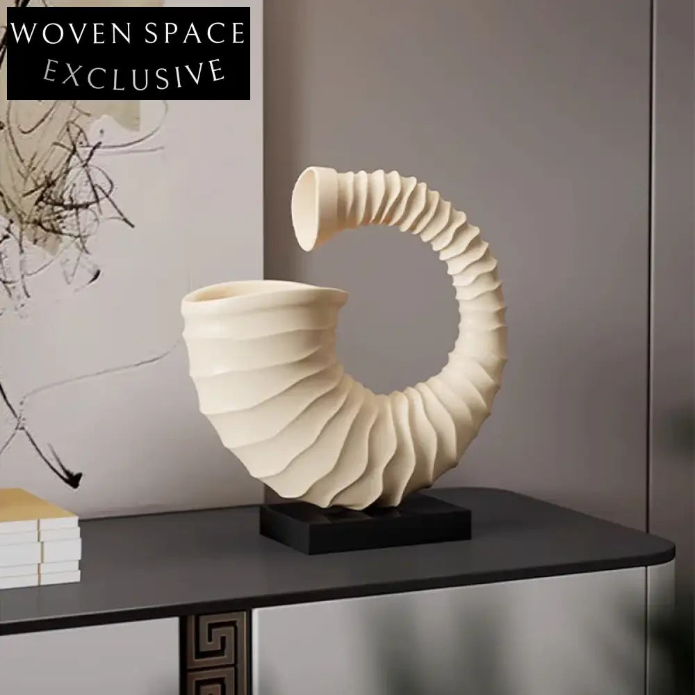 Elegant Geometric Conch Shell Resin Table Sculpture for Modern Home Office Decor
