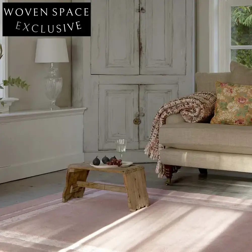 Elegant Geometric Polyester Area Rug for Modern Home Living Spaces