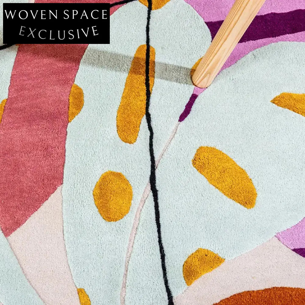 Elegant Handmade Polyester Area Rug with French Vintage Style Geometric Pattern