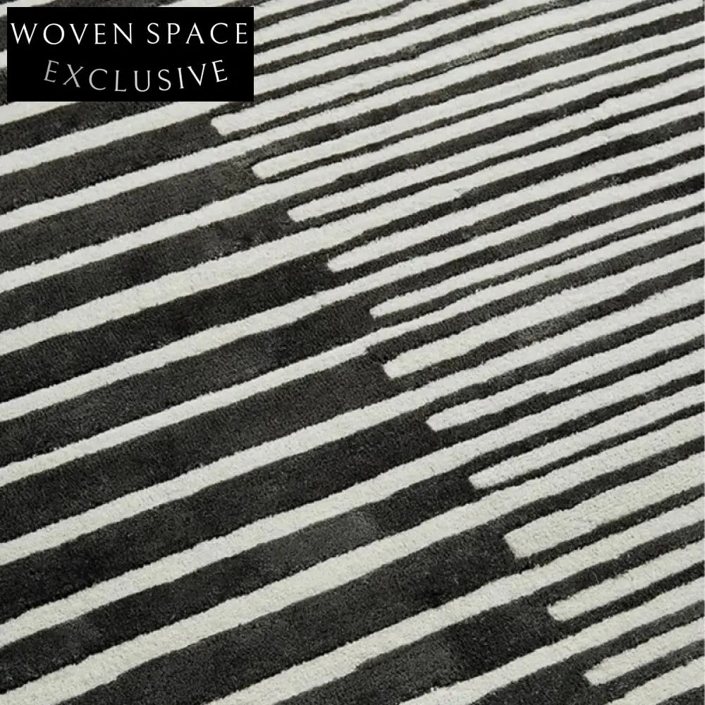 Elegant Italian Design Hand-Tufted Polyester Stripe Area Rug for Modern Living