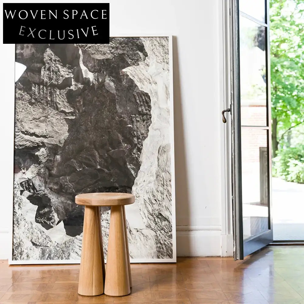 Elegant Japandi Solid Elm Wood Round Side Table, Bedroom Coffee Table