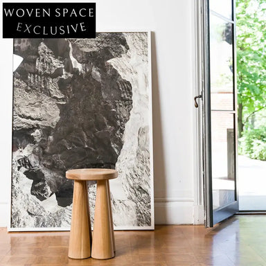 Elegant Japandi Solid Elm Wood Round Side Table, Bedroom Coffee Table